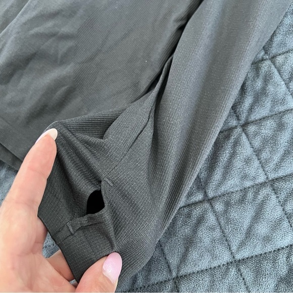 Fabletics Top Women Size 3X Shirt Thumbhole Long Sleeve Gray Athletic B23 - Picture 6 of 8